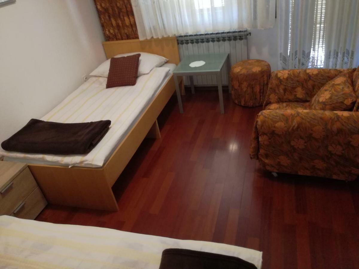 Apartman Kupa-Kolpa Apartment Bosiljevo ภายนอก รูปภาพ